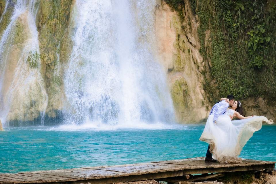 Trash the dress