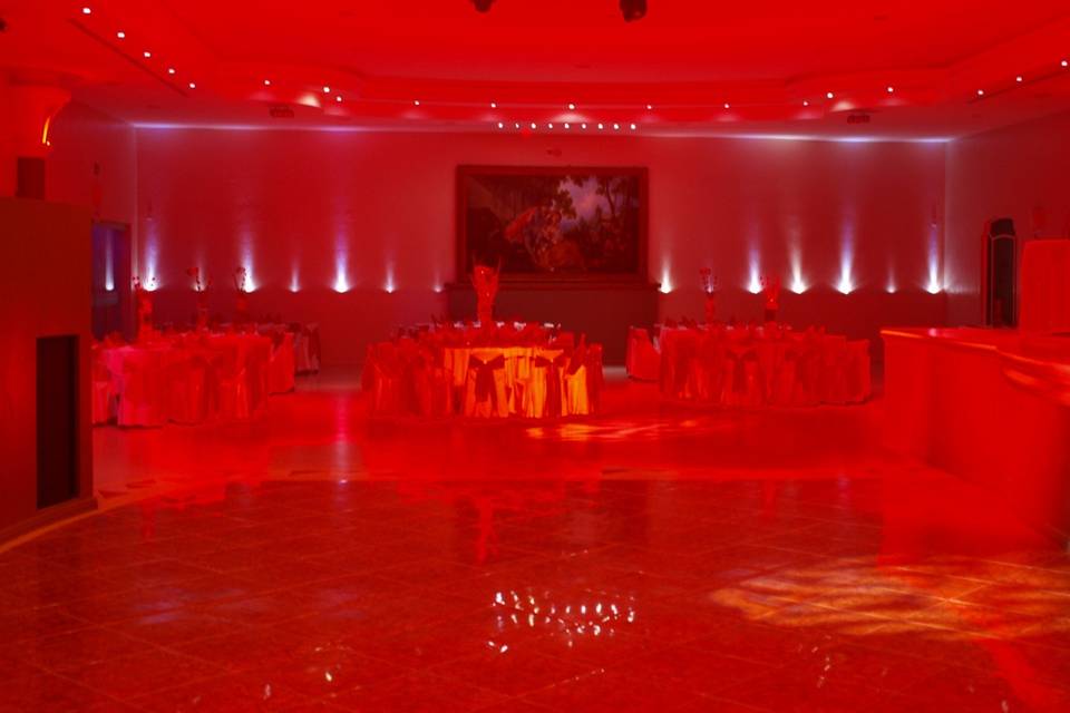 Espacio moderno para festejos nupciales