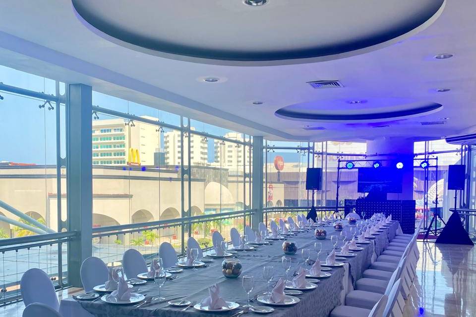 Salón Cristal