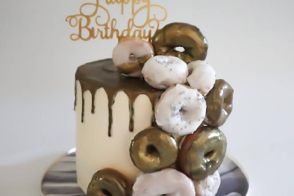 Donut cake