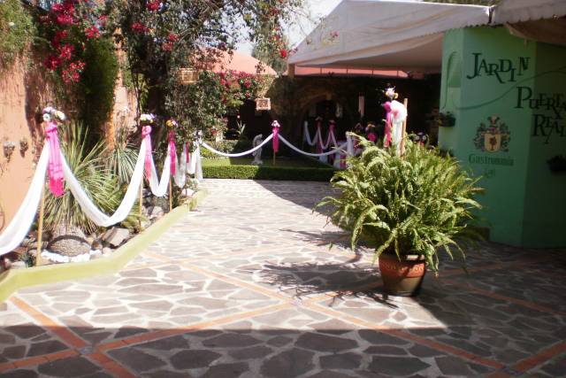 Jardín Puerta Real Tepotzotlán