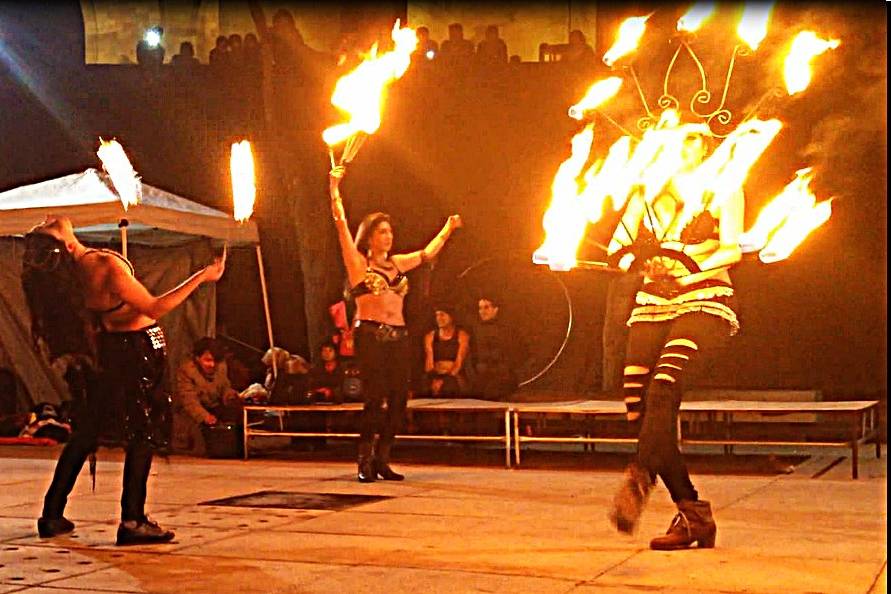 Danza con fuego