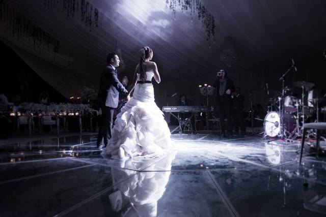 Baile con Azul Violeta
