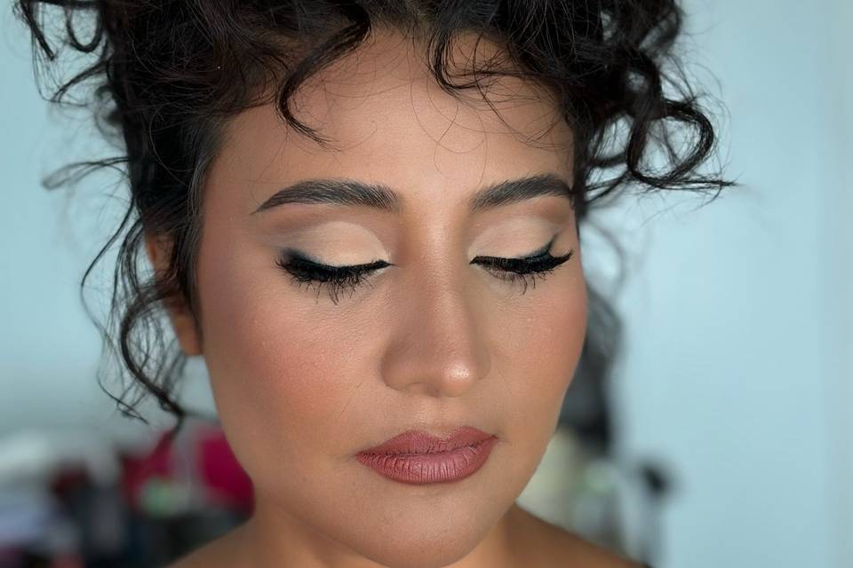 Ruth Aguilera makeup artist