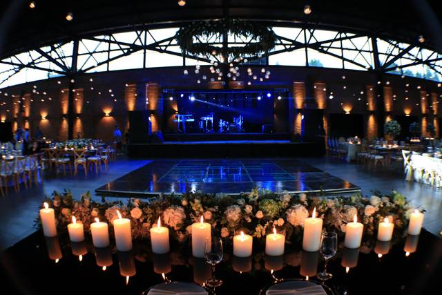 Mesa de novio en cristal negro