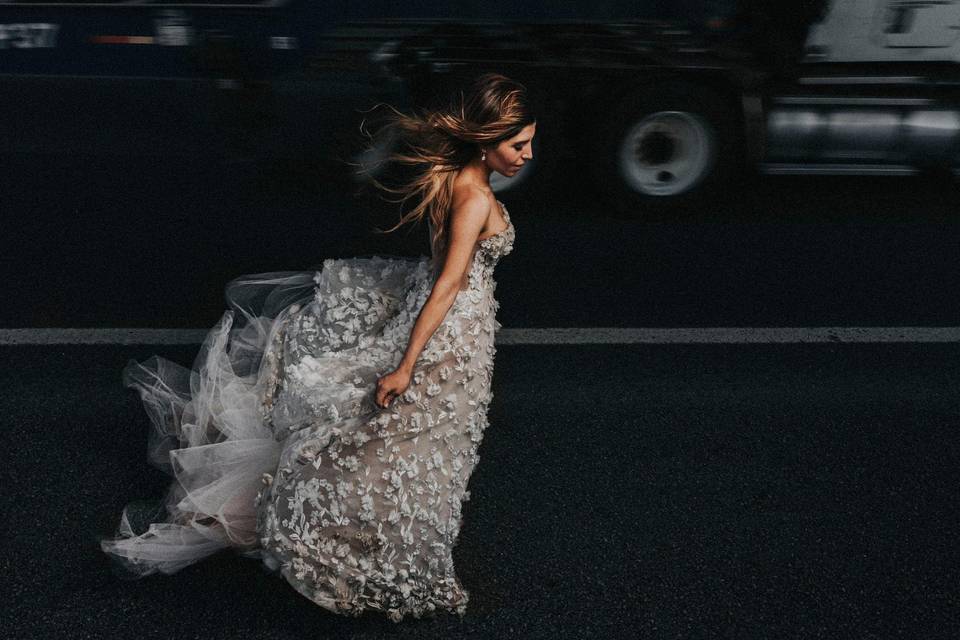 Novia en trash de dress