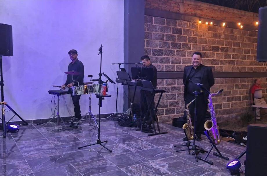 Concepto de 4 musicos