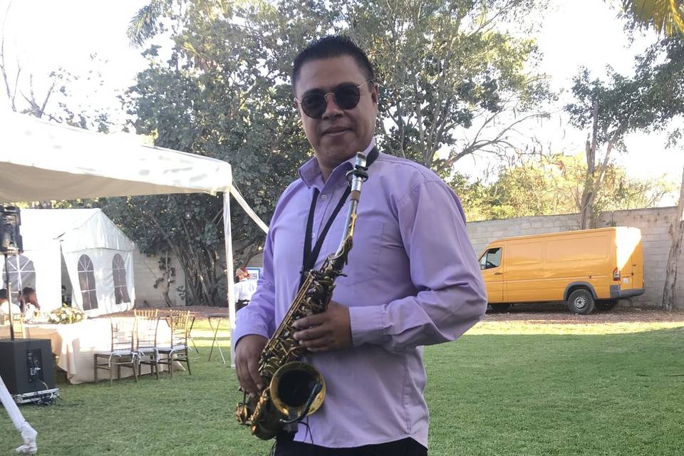Juan Carlos Valdéz Saxofonista