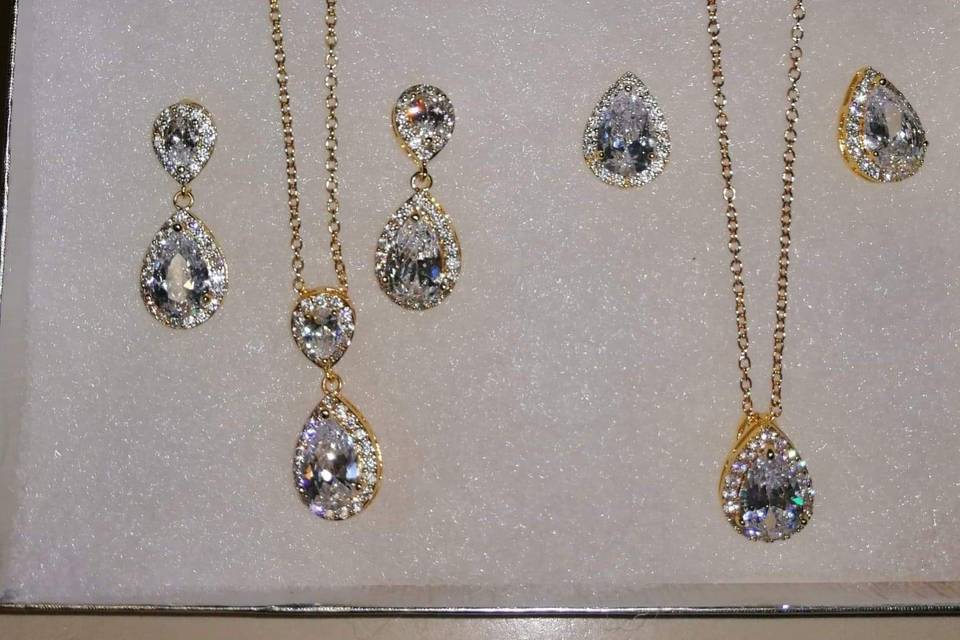 Set zirconias dorado