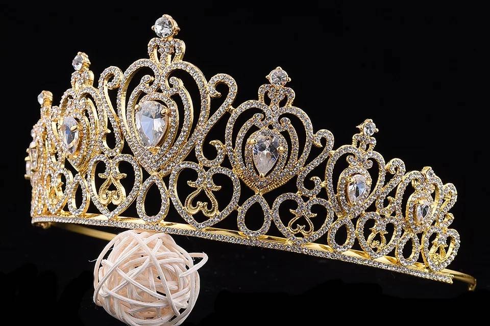 Tiara gold