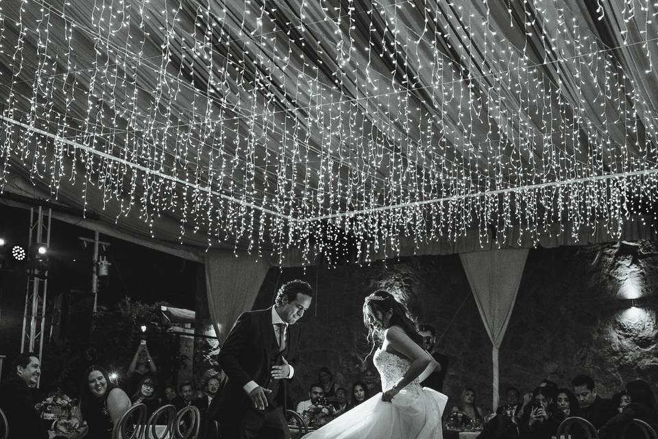 Bailando bajo la luna