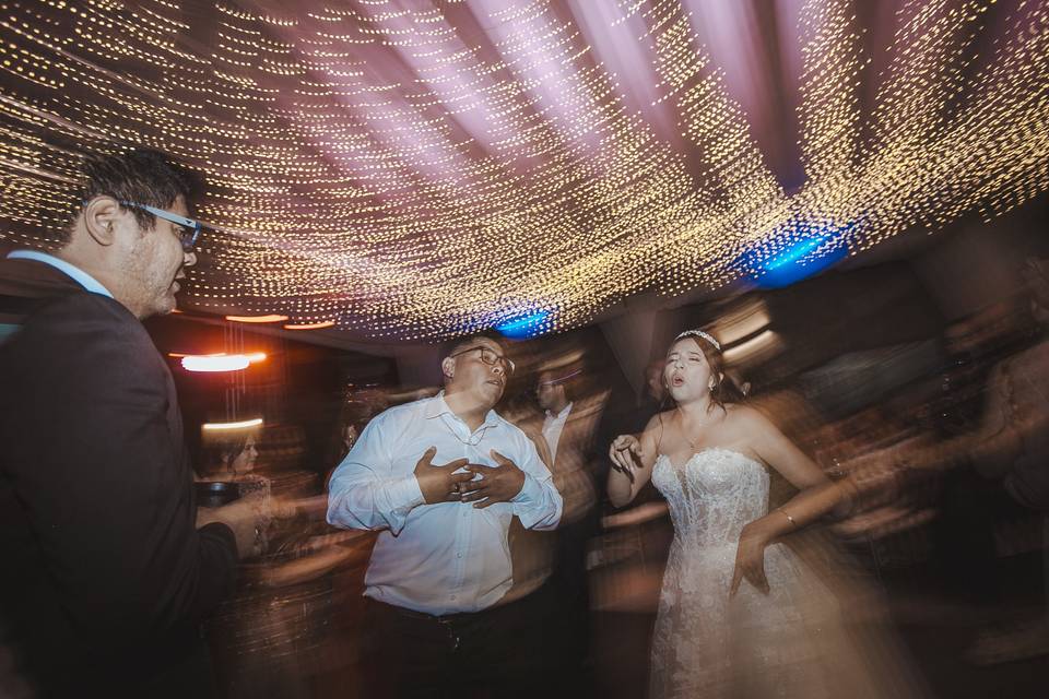 La novia más bailadora
