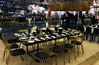 Christopher Navarro Wedding Planner