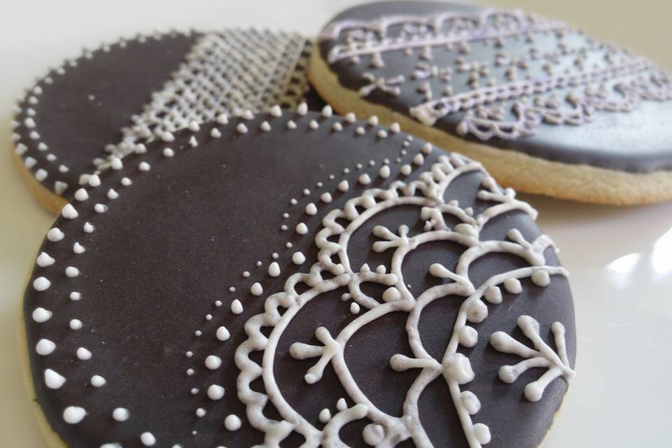 Lace cookies