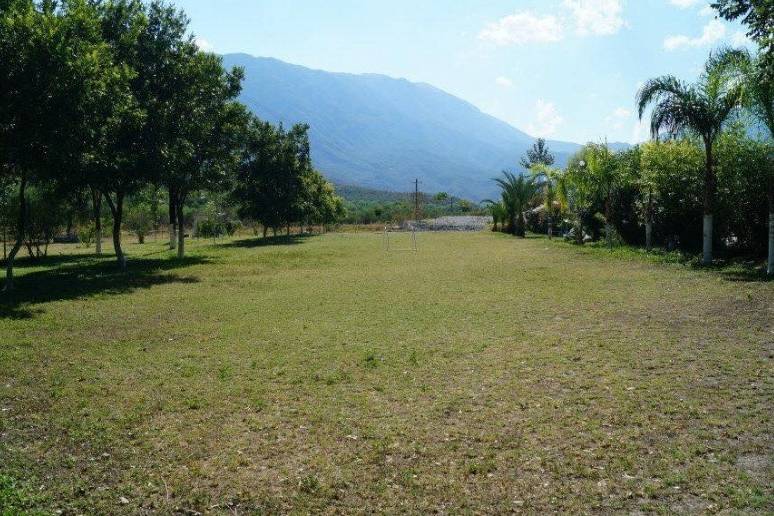 Rancho El Coronel Los Martínez