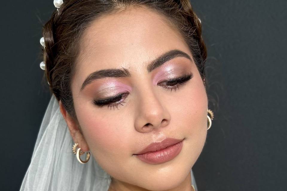 Maquillaje rosa para novia